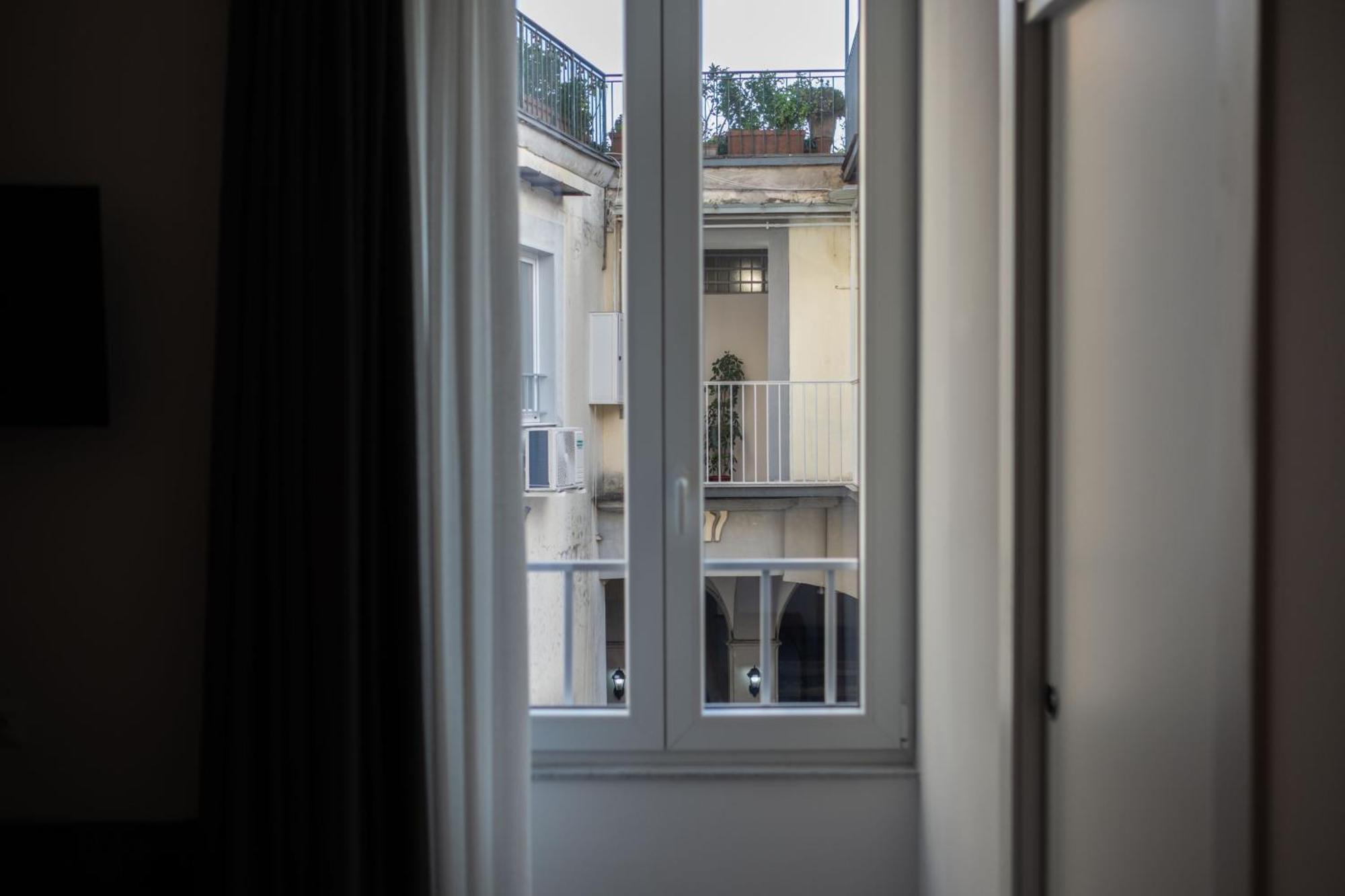 Napoli Oltre Rooms エクステリア 写真